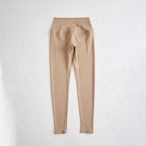 กางเกงโยคะเนื้อผ้านุ่มยืดหยุ่น เอวสูง สำหรับผู้หญิง ออกกำลังกาย ฟิตเนส วิ่ง และฝึกซ้อม - Product Image 1