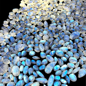 พลอยมูนสโตนธรรมชาติขัดเงาทุกขนาดรูปทรงผสมกันได้รับการรับรองโดยไม่ต้องทำการบำบัด - Product Image 1