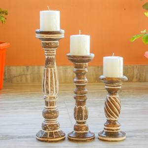 Bougeoir fait main en détresse en bois décor à la maison décor rustique de Noël et de Pâques - Product Image 1