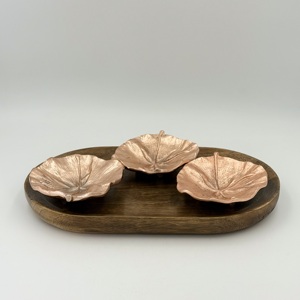 Juego de Tazones Decorativos Reutilizables con Acabado de Cobre en Forma de Hoja para Frutos Secos, Color Elegante para Decoración del Hogar u Oficina, Regalo de Boda Moderno - Product Image 4