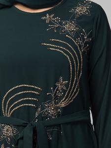 Elegante Vestido Islámico Modesto de Lujo para Mujer, Adornado a Mano con Lentejuelas y Cuentas, Mangas de Tirantes, Largo hasta el Suelo, Bordado, Recto, de Crepé - Product Image 4