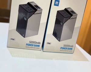 Nuevo Banco de Energía Portátil de Polímero de Litio de 10000mAh con Carga Rápida de 20W e Indicador LED, con Salida Tipo-C, Tendencia 2026, en Venta - Product Image 4