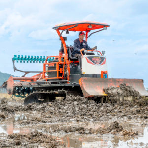 รถแทรกเตอร์ตีนตะขาบเกษตรกรรม 2026 HOGICO 80VN/TURBO 80 แรงม้า 3-in-1 ระบบเทอร์โบ กำลังสูง สำหรับงานหนัก อุปกรณ์ฟาร์ม ทนทาน - Product Image 5