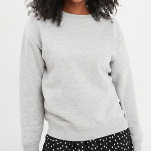 Sudadera Moderna y Ecológica para Mujer, 220g, Ajuste Cómodo, Diseño Moderno, Perfecta para Invierno y Otoño, Ideal para Combinar en Capas - Product Image 2