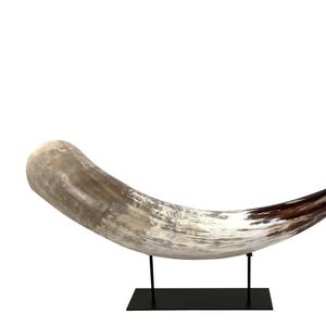 Lámpara de Pared Decorativa de Cuerno de Búfalo Natural Premium con Iluminación Hecha a Mano y Tamaño Personalizado - Product Image 2