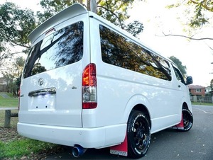 Toyota Hiace 2020 4WD 10 Plazas GL Edición Dark Prime 4WD 10 Asientos - Product Image 5