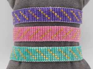 Bracelet manchette brodé de perles de rocaille fait à la main nouveau design d'Inde fabriqué à la main pour les femmes et les filles perles de pierre - Product Image 3