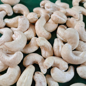 Fournisseur de confiance Noix De Cajou SANTIGO Noix De Caju Noix De Cajou W180 Pas Cher En Vrac Noix De Cajou - Product Image 1