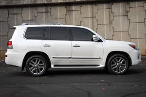 Lexus LX 570 V8 d'occasion - Product Image 2