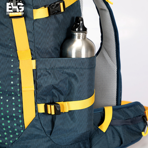 กระเป๋าเป้เดินป่ากลางแจ้ง 20 ลิตร กันน้ำ พร้อมช่องใส่รองเท้า แผงหลังออกแบบตามหลักสรีรศาสตร์ ผ่านการทดสอบมาตรฐาน CE สำหรับการเดินป่าบนภูเขา - Product Image 5