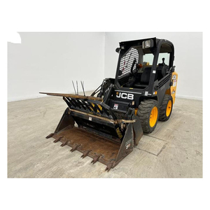 JCB โหลดเดอร์ด้านข้างแคพที่สมดุลศูนย์กลางแรงโน้มถ่วงต่ำออกแบบมาเพื่อความปลอดภัยของผู้ปฏิบัติงานและความมั่นคงในภูมิประเทศที่ขรุขระ - Product Image 1