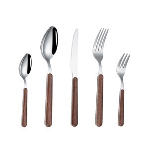 Precios al por mayor Juego de cubiertos de metal plateado pulido con mango de madera para el hogar y la boda Vajilla Juegos de cubiertos - Product Image 1