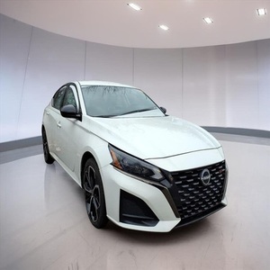 ALTIMA 2.5 SR FWD SEDAN 2024, TRANSMISSION À VARIATION CONTINUE, 4I 188HP - Product Image 1