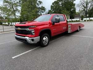 2024 C h e v r o l e t Silver ado 3500 Crew Cab LT Dura-max Dually Car Hauler - Product Image 4
