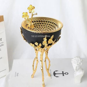 Vente directe d'usine brûleur d'encens rond en métal brûleur d'encens arabe du moyen-orient Design feuillu doré - Product Image 2