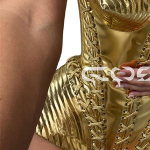 Corset Overbust en PVC métallisé doré brillant à bonnets pointus et à lacets sur le devant - Product Image 3