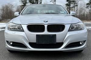 BMW 328i xDrive berline d'occasion 2010 (conduite à gauche/droite) - Product Image 5