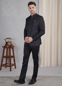 Costume deux pièces classique noir pour homme, idéal pour le bureau, les mariages, les fêtes et un usage professionnel, disponible au prix d'usine. - Product Image 3