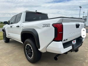 Neuf d'occasion 2024 pour Tacoma TRD Off-Road 4x4 Volant à Gauche 1-25000 Miles - Product Image 5