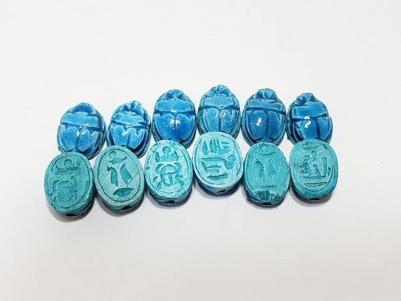 สีฟ้าอ่อน