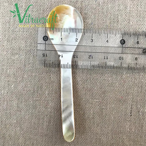 Les cuillères sont fabriquées à partir de coquilles de nacre jaune naturelle Cuillères pour servir du Caviar cher Sûr à utiliser Taille 8.5cm - Product Image 6