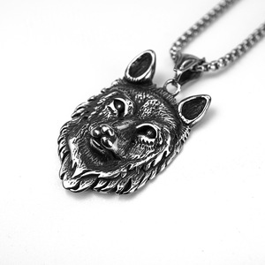Collier pendentif tête de loup en acier titane Yunnique pour hommes - Style rétro en acier inoxydable - Product Image 4