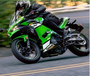 Motocicleta NINJAS 500 SE ABS 2026 - Product Image 1