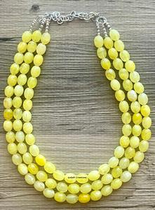 Collier de perles de résine jaune de forme ovale unisexe pour tenue décontractée bijoux de déclaration de mode léger - Product Image 5
