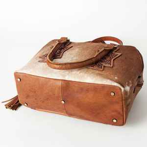 Nouvel arrivage de sac fourre-tout en cuir usiné de style bohème, sacs à main sculptés à la main pour femmes, sac à usage multiple - Product Image 2