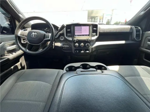 รถดอดจ์ แรม 2500 บิ๊กฮอร์น ปี 2022 พวงมาลัยซ้าย วิ่ง 50,001-75,000 ไมล์ มาตรฐานไอเสียยูโร 4 5 ที่นั่ง - Product Image 2