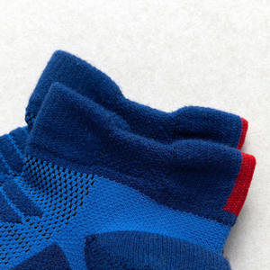 Calcetines Personalizados de Algodón Premium para Hombre, Suaves, Transpirables, de Secado Rápido, Diseño Duradero para Correr, Entrenar, Gimnasio, Ejercicios al Aire Libre - Product Image 3