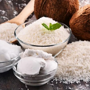 <b>Fresh</b> Coconut Powder Desiccated for Enhancing Porridge Toppings - Product Image 1