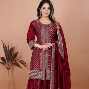 Presentamos el nuevo traje de Chinon Sharara bordado de diseñador con el trabajo de secuencia bordada - Product Image 1