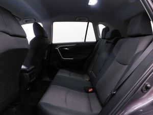 Toyota RAV4 XLE AWD SUV Crossover 2025 Seminuevo con Transmisión de 8 Velocidades - Product Image 3