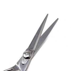 Ciseaux de coiffeur robustes pour une coupe sans effort Ciseaux de coiffeur professionnels haute performance - Product Image 5