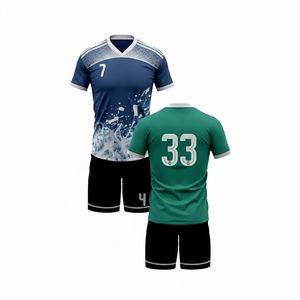 Ensemble de maillots de football personnalisés pour équipes féminines, manches courtes, séchage rapide, respirant, 100 % polyester, pour l'été, automatisé - Product Image 2