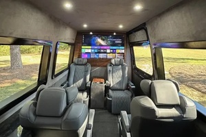 Camioneta de Conversión Mercedes-Benz Sprinter 3500 2025, Diésel, Certificada, Limpia y en Buen Estado - Product Image 3