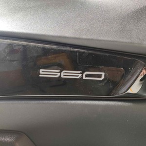 Adesivi per Scooter 560 Tmax, Decalcomanie Personalizzate per Serbatoio Yamaha T-Max 2022-2025, Tre Loghi Scritti per Decorazione Elegante - Product Image 1
