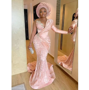 Elegante Traje Tradicional Somalí para Mujer, Ajuste Delgado de Lujo, para Ocasiones Especiales, Patrones Clásicos Bordados e Impresos en Seda - Product Image 4