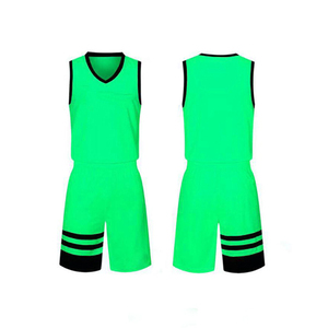 Maillots de basket-ball personnalisés, kits complets personnalisés, vêtements de sport confortables, uniformes de haute qualité pour les sports d'équipe - Product Image 1