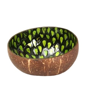 Bols en coquille de noix de coco avec coquille de mer, coquille d'œuf incrustée/laque vietnamien - Product Image 1