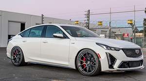 2023 ESCALADE CT5-V Black Wing Edición 120 Aniversario - Product Image 3