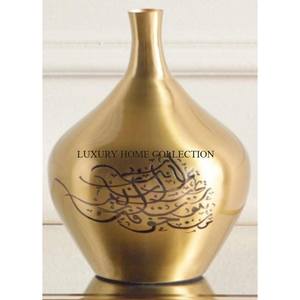 Floreros de metal y vidrio de gran venta con diseños cilíndricos y acabados brillantes para espacios contemporáneos - Product Image 4