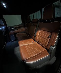 GMC Sierra 1500 Rocky Ridge Alpine Edition 4x4 2022 à succès - Product Image 3