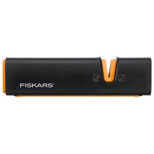 เครื่องลับมีดแบบแมนนวล Black 1003098 Edge Functional Form ขนาด 16.5 ซม. ทำจากพลาสติกและหินเพชร สำหรับใช้ในครัวเรือนและกิจกรรมกลางแจ้ง ใช้กับเหล็ก - Product Image 1
