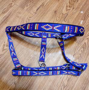 Halter de cheval parfaitement ajusté dans toutes les tailles et couleurs disponibles avec des raccords en laiton argenté dans toutes les nuances - Product Image 1