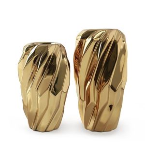 Florero de Aluminio Hecho a Mano con Acabado en Latón, el Más Vendido para Decoración del Hogar y Bodas - Product Image 1