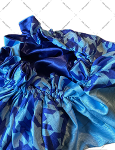 Gorro de Satén Zeta Amicae |   Protector de Cabello Ajustable Informal |   Estilo de Hermandad Griega con Diseños de Zeta y Amicae - Product Image 2