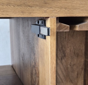 Îlot de cuisine en bois de manguier massif Nexa avec unité de rangement |   Armoire industrielle moderne 5 tiroirs 2 étagères Cadre en métal noir |   Personnalisé - Product Image 5