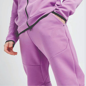 Survêtements pour hommes de haute qualité Options de couleur et de logo personnalisées pour les vêtements décontractés et les activités de plein air Ensemble de survêtement à capuche 2 pièces - Product Image 5